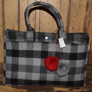 Quilted Koala east west flannel plaid